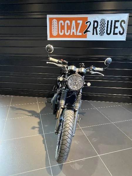 Bonneville T120 Black
