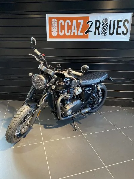 Bonneville T120 Black
