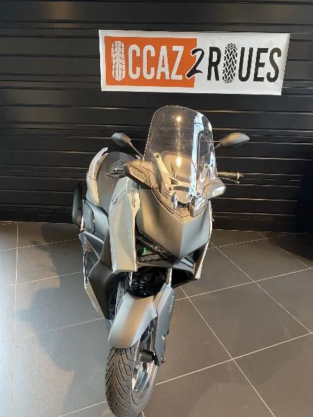 XMAX 125 TECH MAX