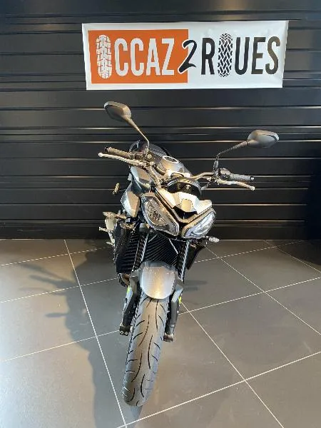 STREET TRIPLE 765 R