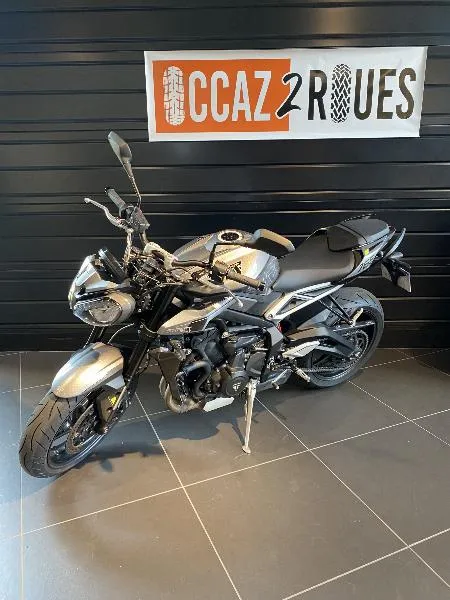 STREET TRIPLE 765 R