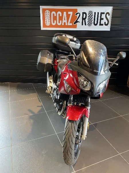 CB 600 F HORNET