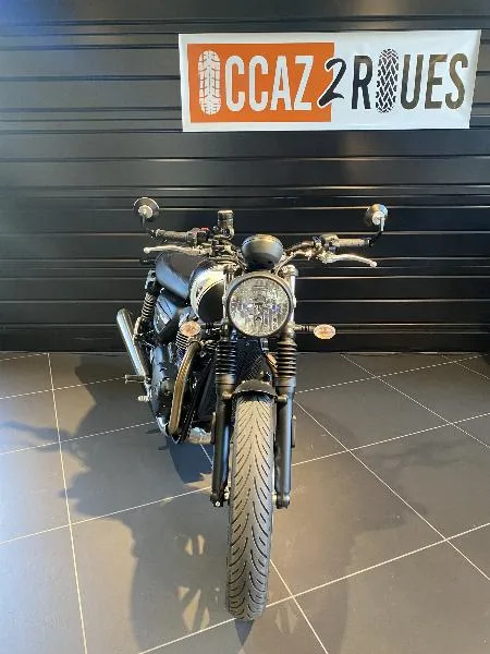 SPEED TWIN 900
