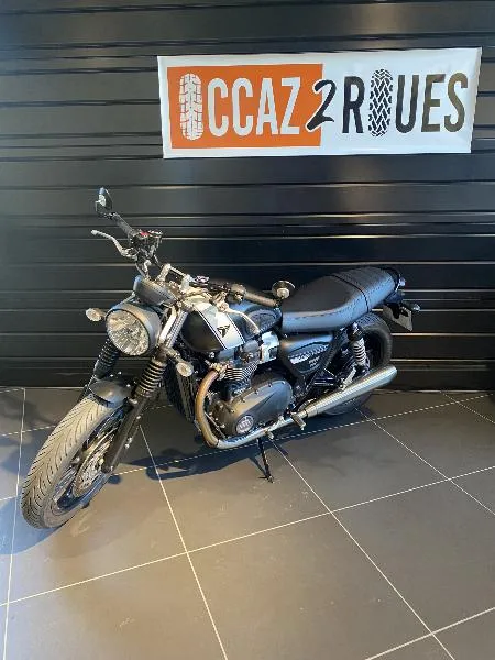 SPEED TWIN 900