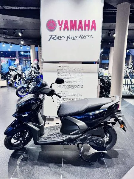 RayZR 125