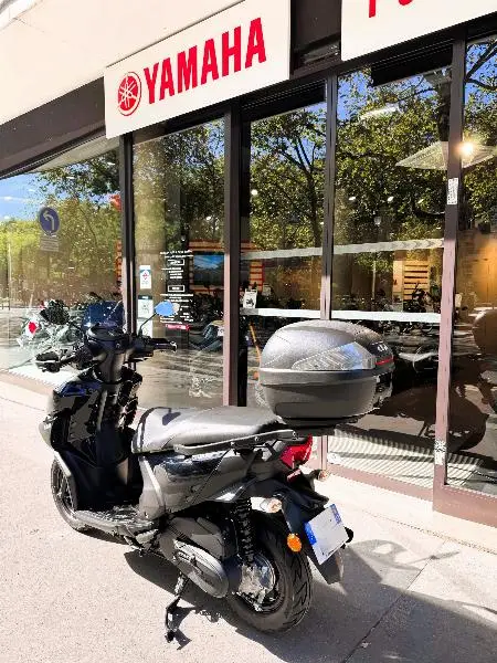 RayZR 125