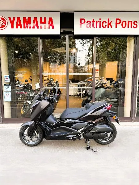 XMAX 125 TECH MAX