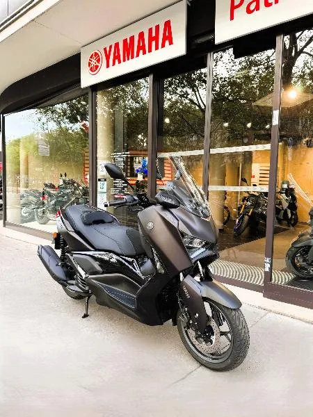 XMAX 125 TECH MAX