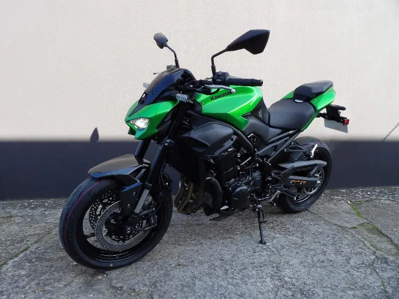 Z 900