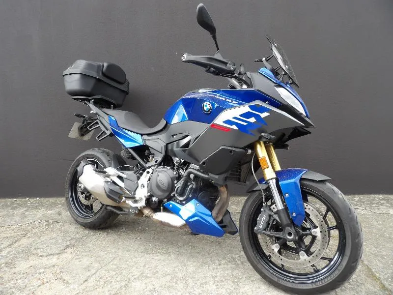 F 900 XR