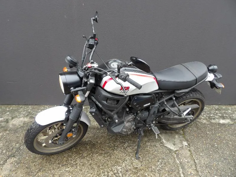 XSR 700 XTRIBUTE