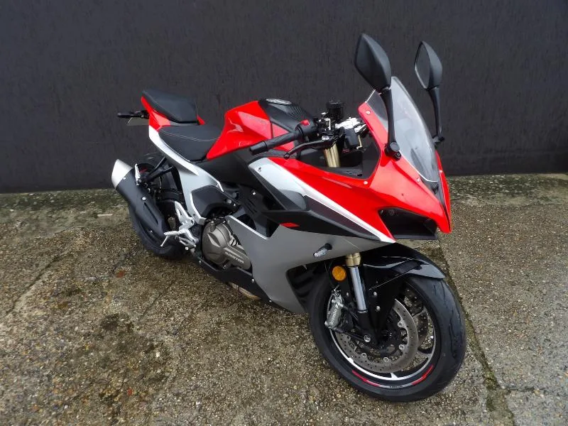 SRK 600 RS 2025