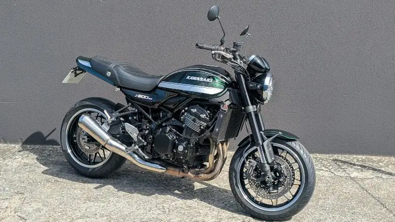 Z 900