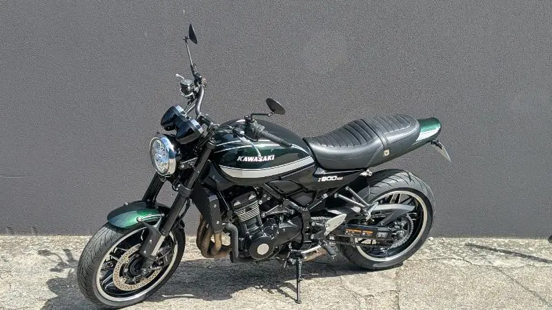 Z 900