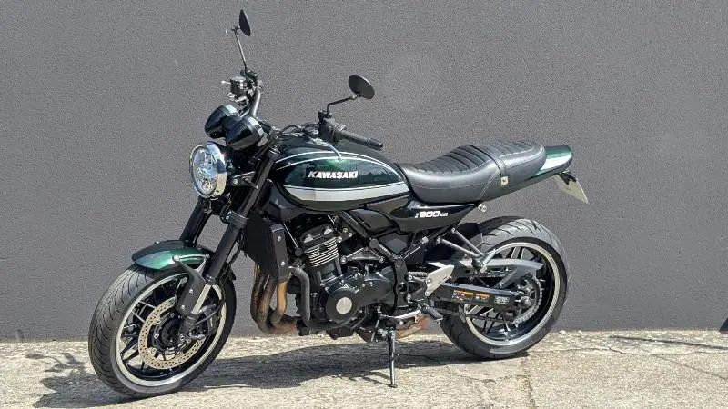 Z 900