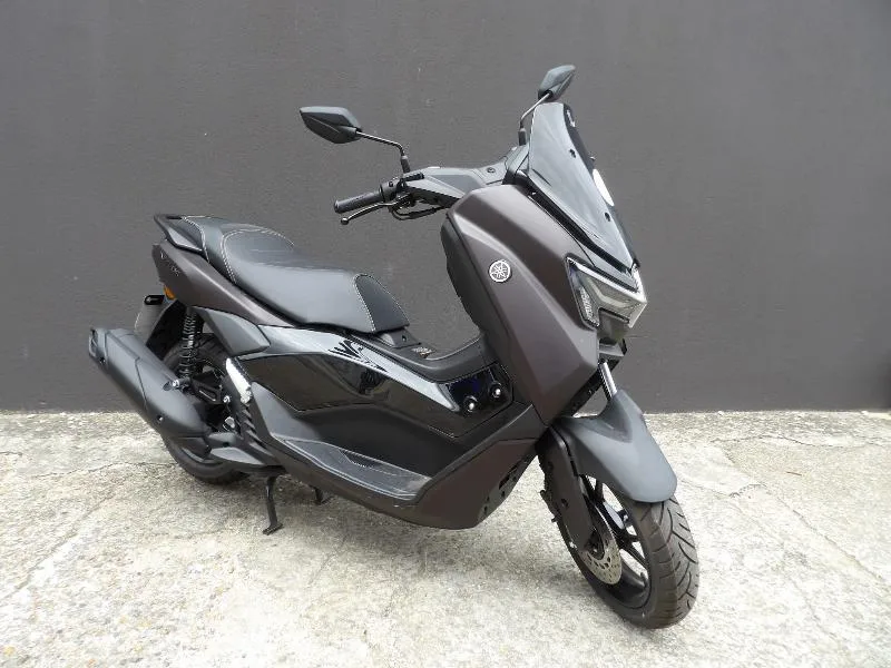 NMAX 125 TECH MAX