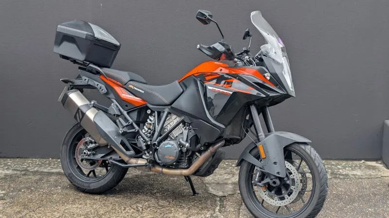 1090 ADVENTURE L