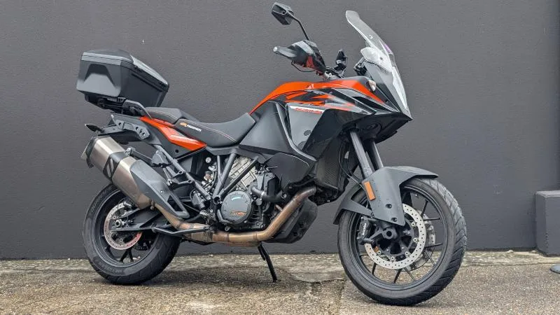 1090 ADVENTURE L