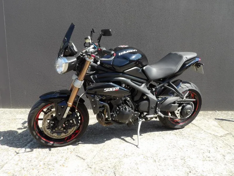 SPEED TRIPLE 1050