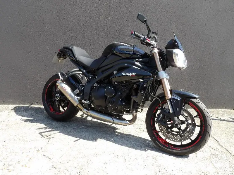 SPEED TRIPLE 1050