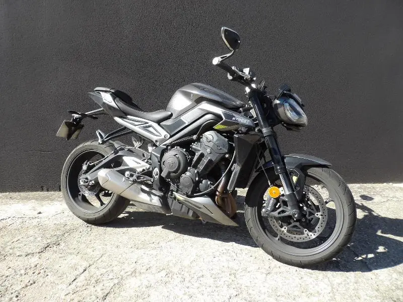 STREET TRIPLE 765 R