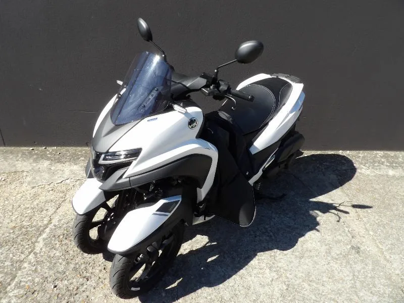 TRICITY 125