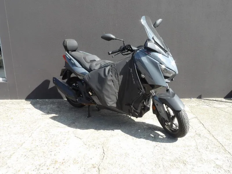XMAX 125 TECH MAX