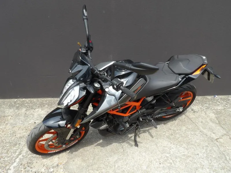 390 DUKE ABS