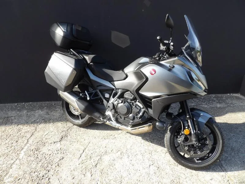 NT 1100