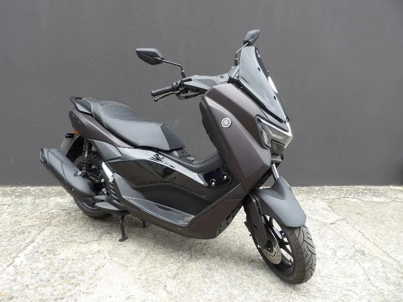 NMAX 125 TECH MAX