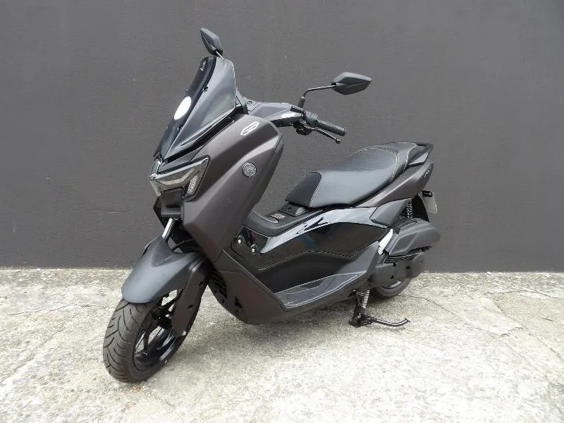 NMAX 125 TECH MAX