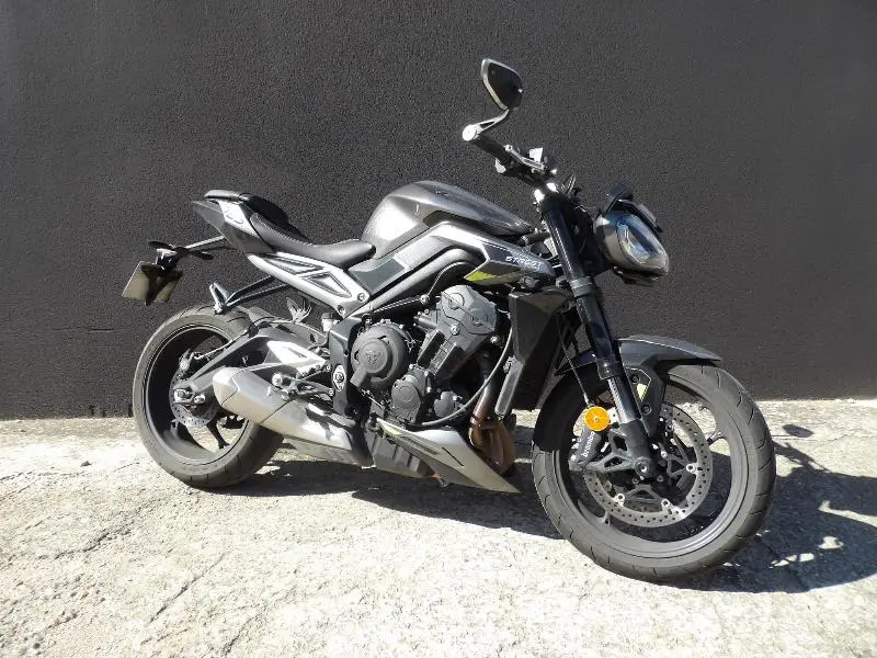 STREET TRIPLE 765 R