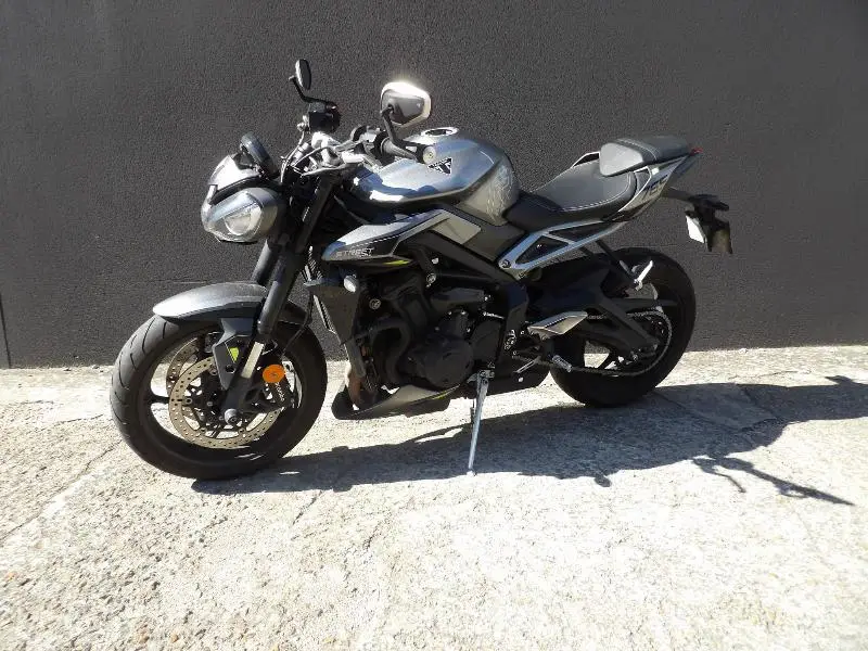 STREET TRIPLE 765 R