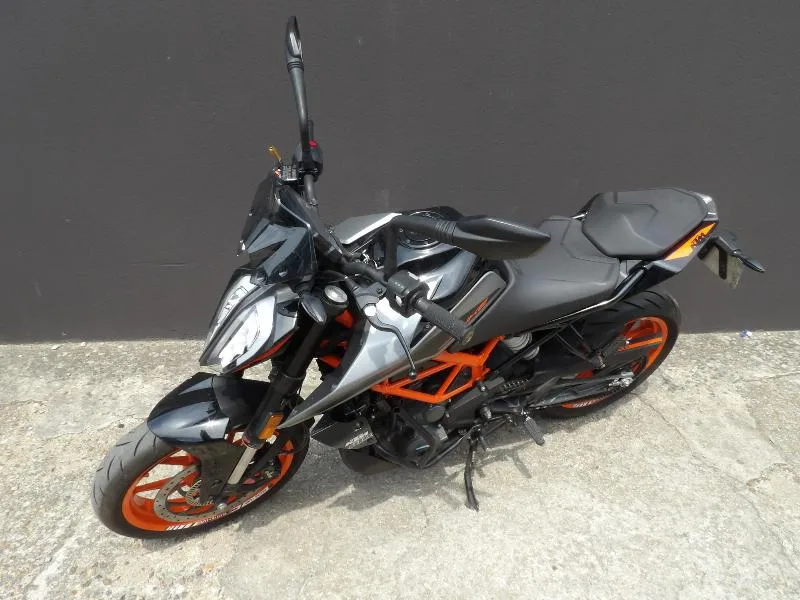 390 DUKE ABS