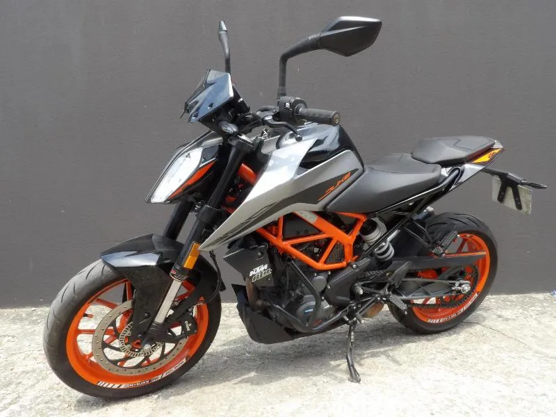 390 DUKE ABS