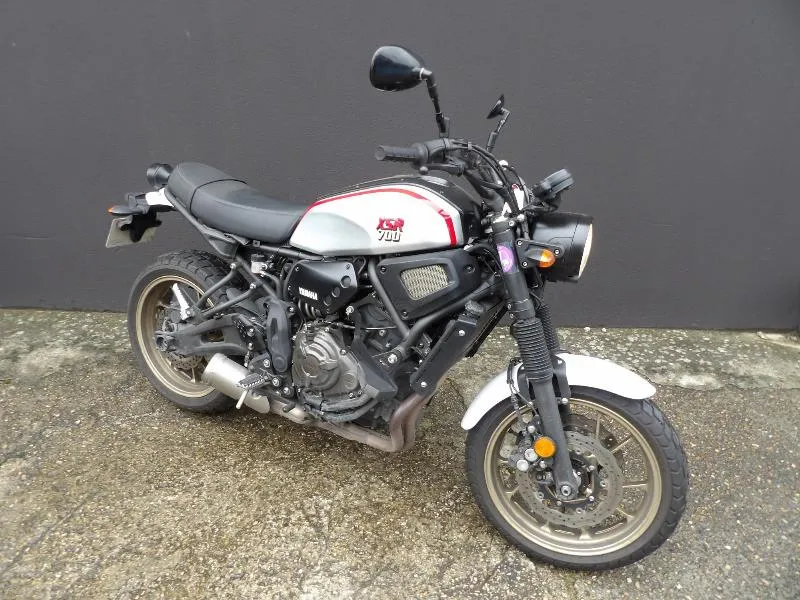 XSR 700 LEGACY