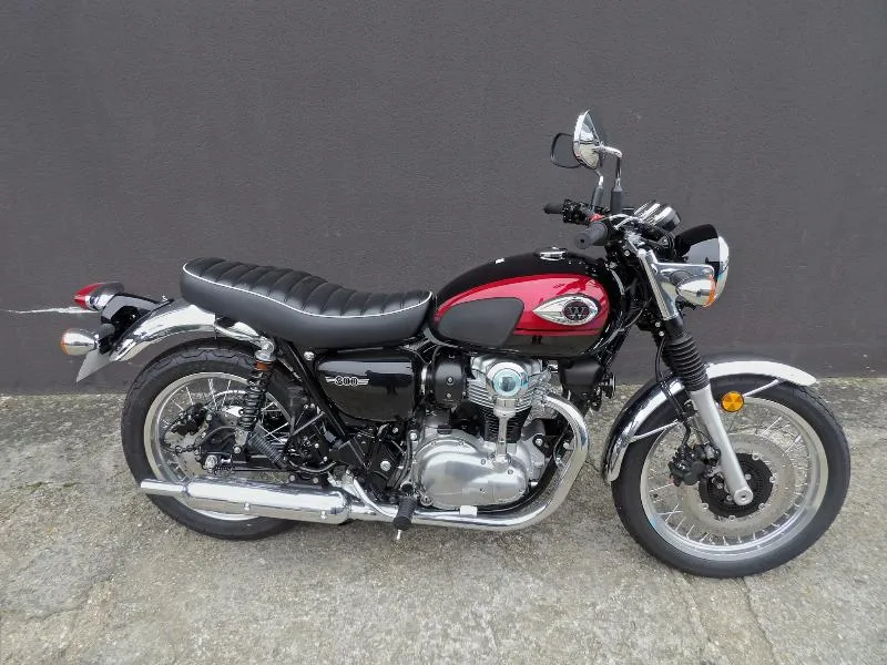 W800  W800