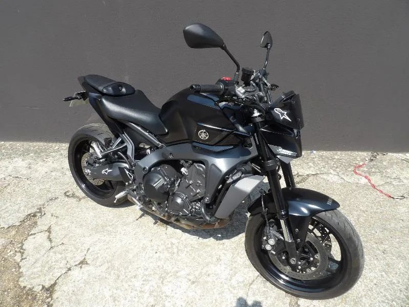 MT09