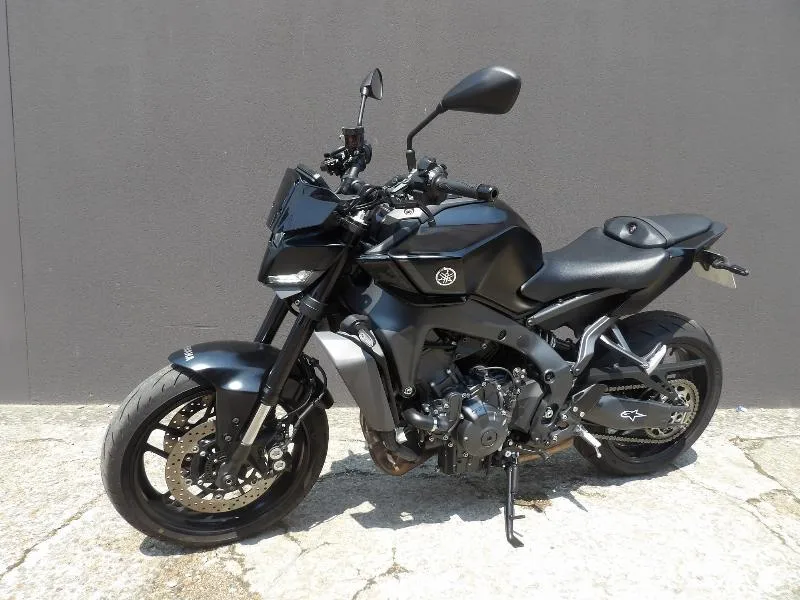 MT09