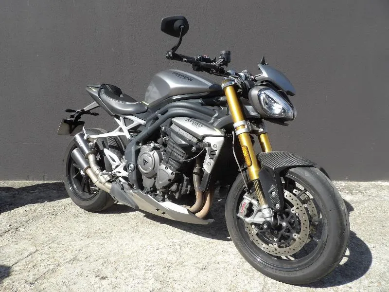 SPEED TRIPLE 1200 RS