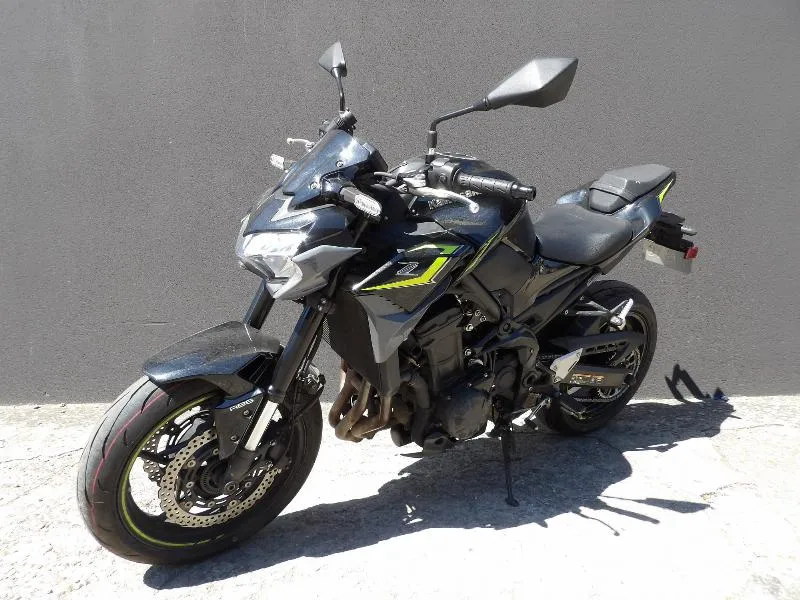 Z 900
