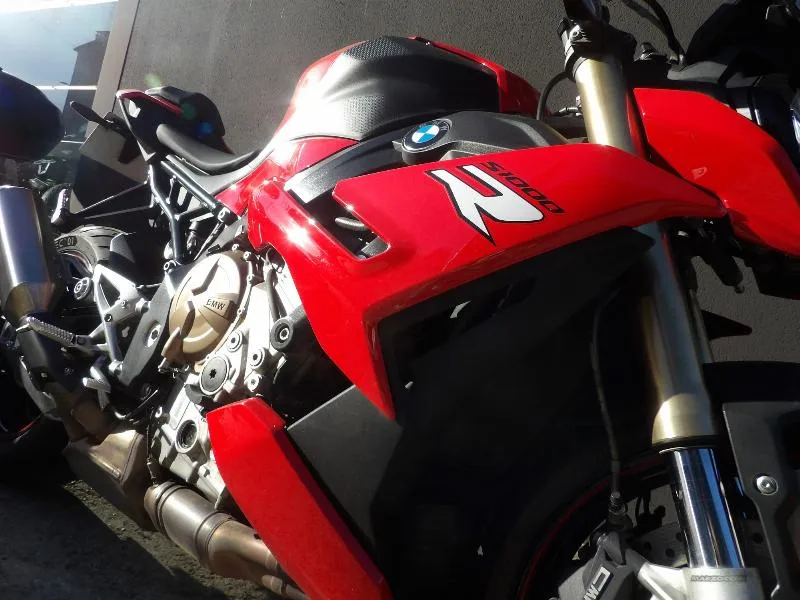S 1000 R
