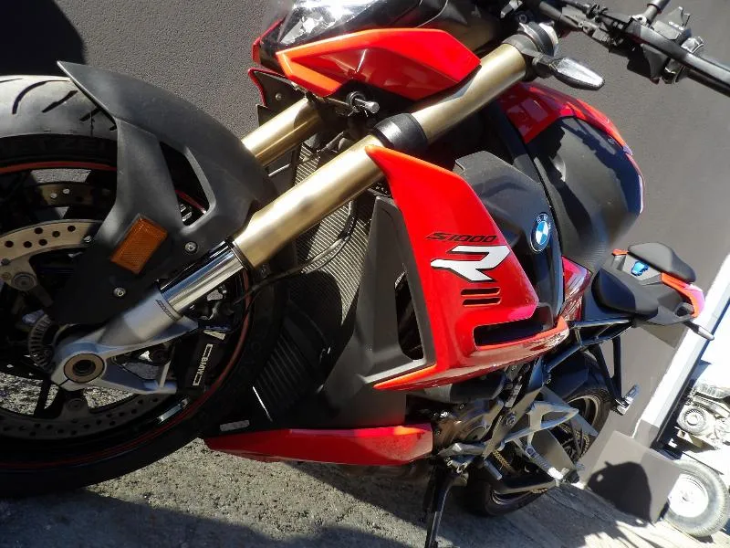 S 1000 R