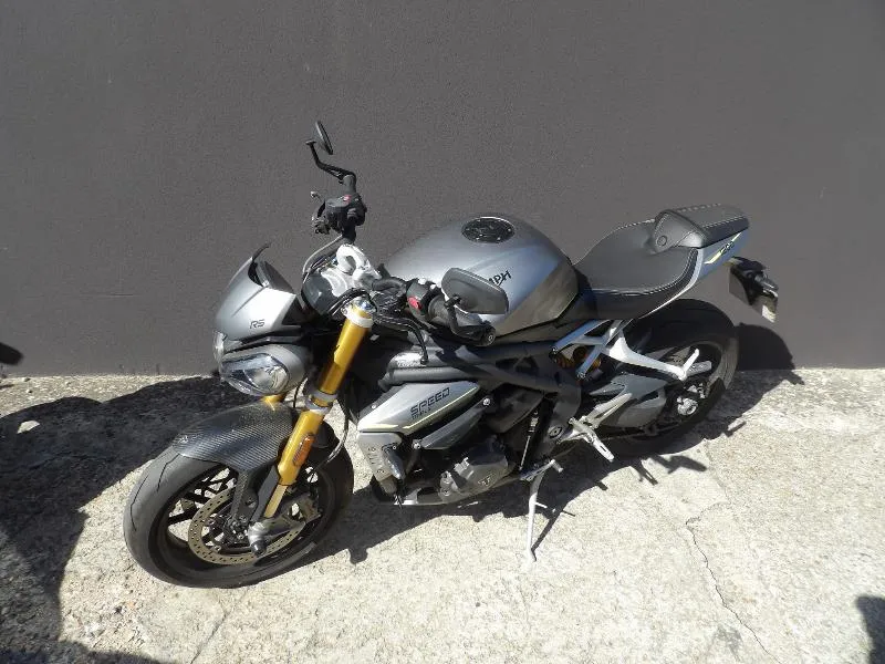 SPEED TRIPLE 1200 RS