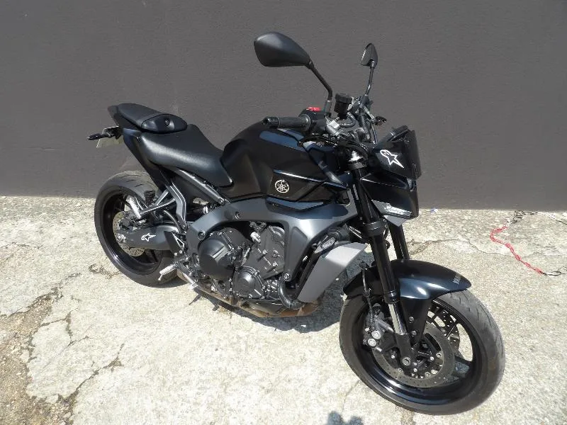 MT09