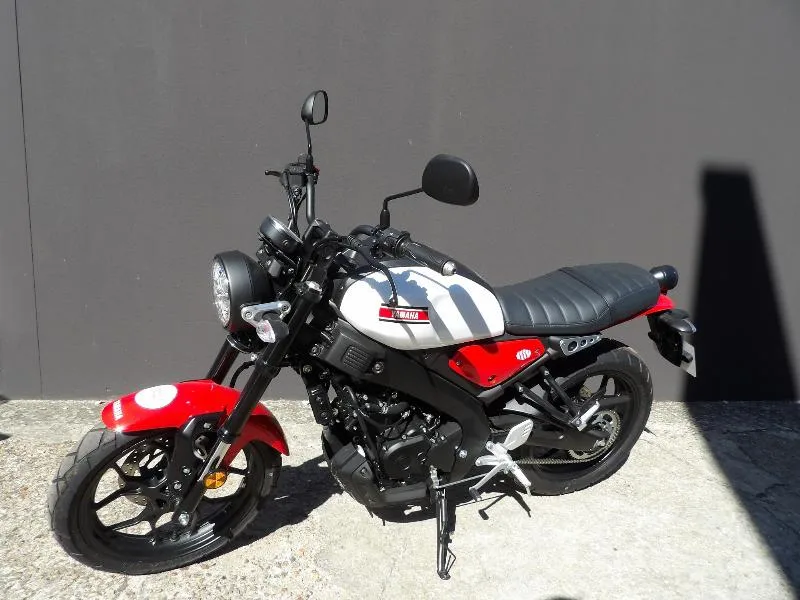 XSR 125