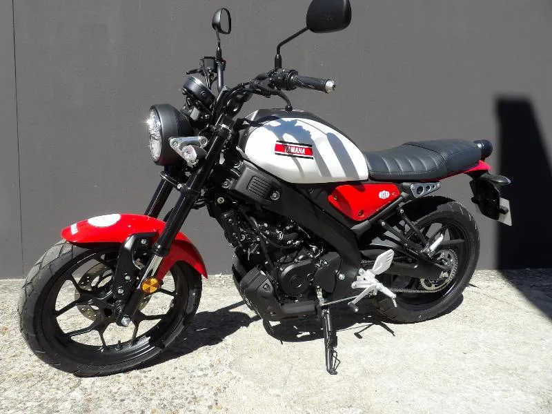 XSR 125