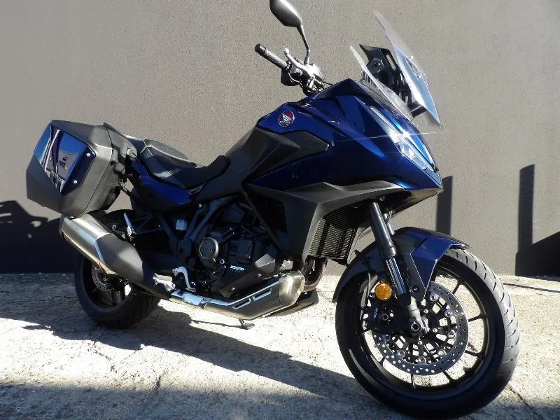 NT 1100