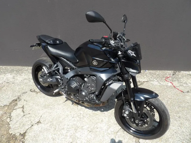 MT09