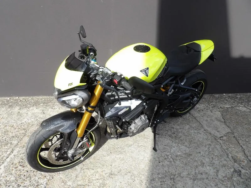 Speed Triple 1200 RX